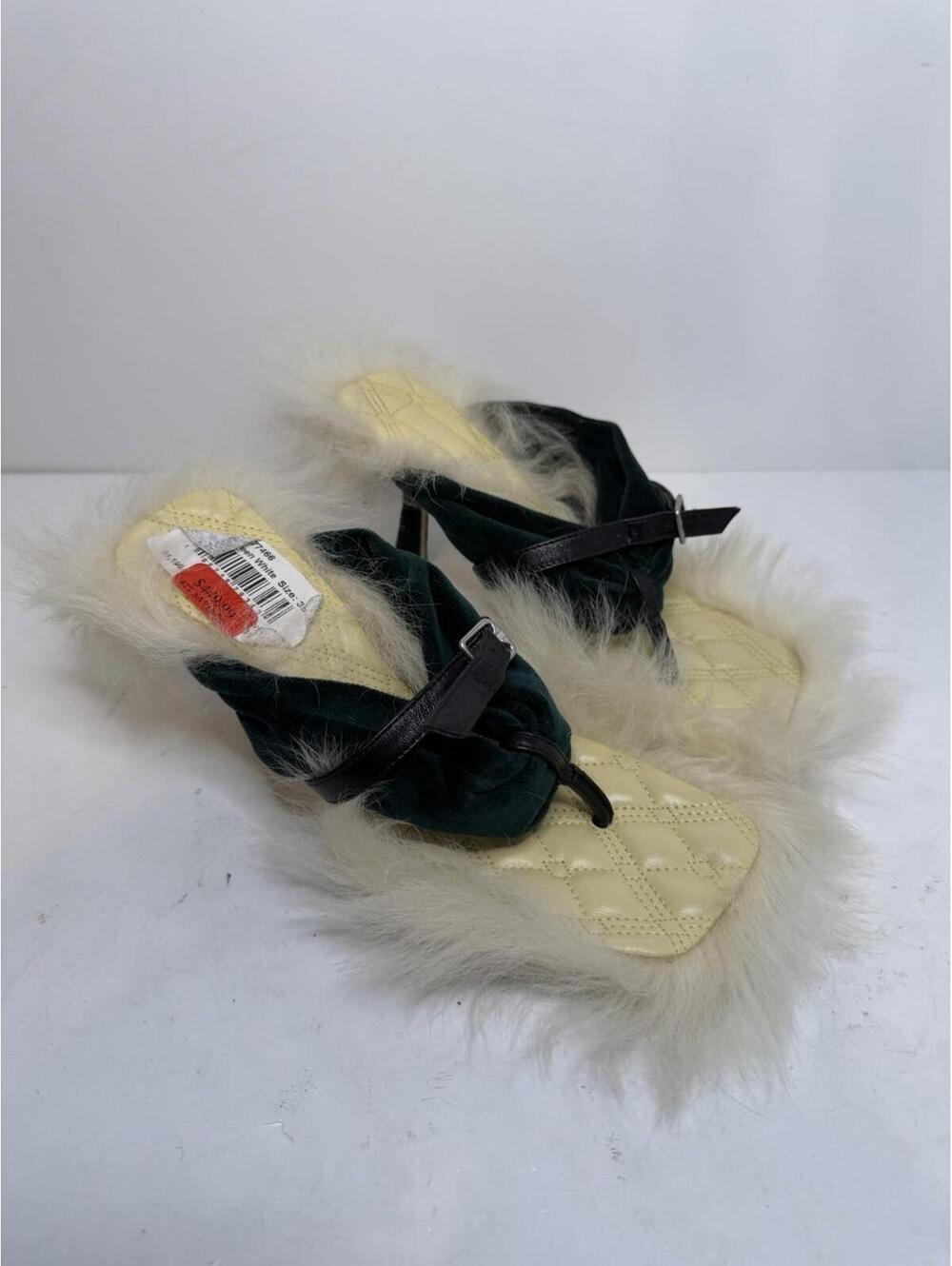 Burberry Shearling Fur Trim Velvet Pumps Green Cream Women EU 35 New